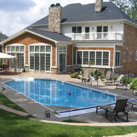 Hot Deal Deck Mounted Automatic Pool Cover – Up To 1099 Sq Ft